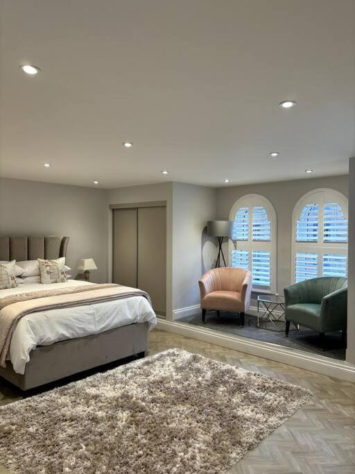 The Colonel Villa Lisburn Bagian luar foto